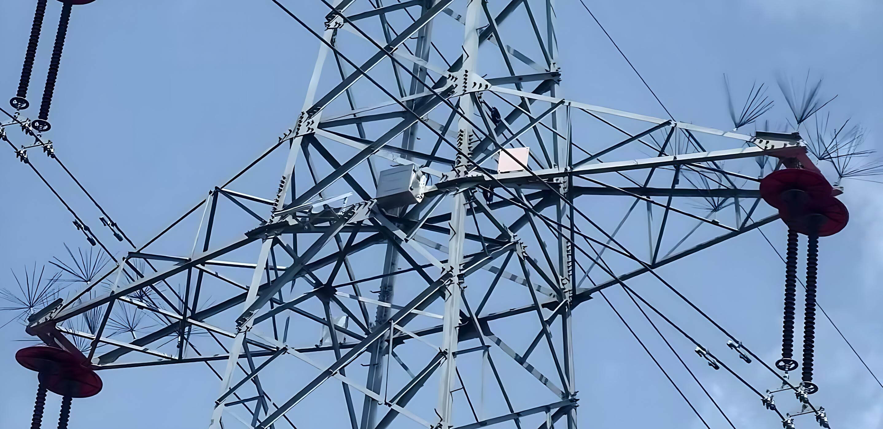 輸電線路拉力覆冰在線監(jiān)測(cè)裝置.jpg